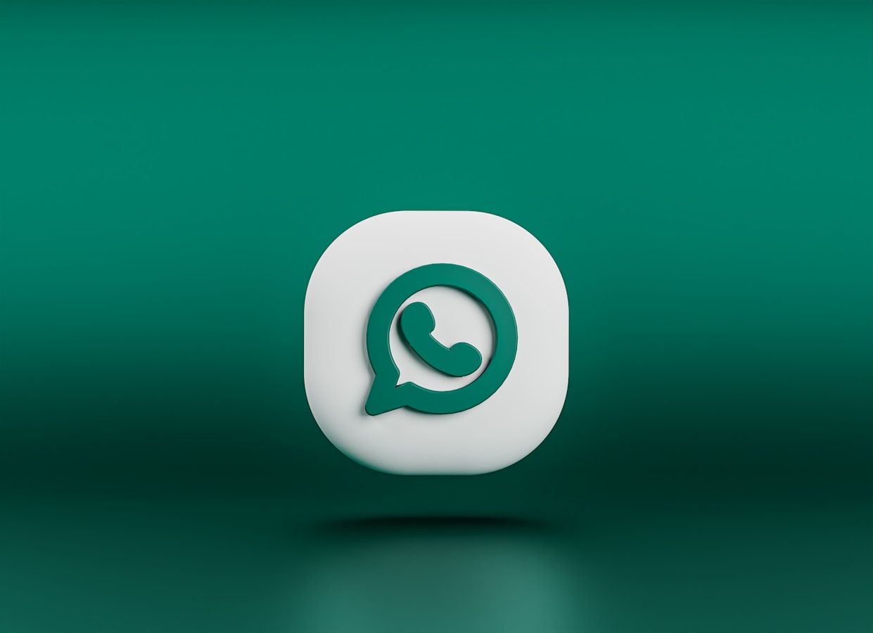 WhatsApp Marketing 2026: 50 قالب رسالة + برومبتات AI للمتاجر العربية