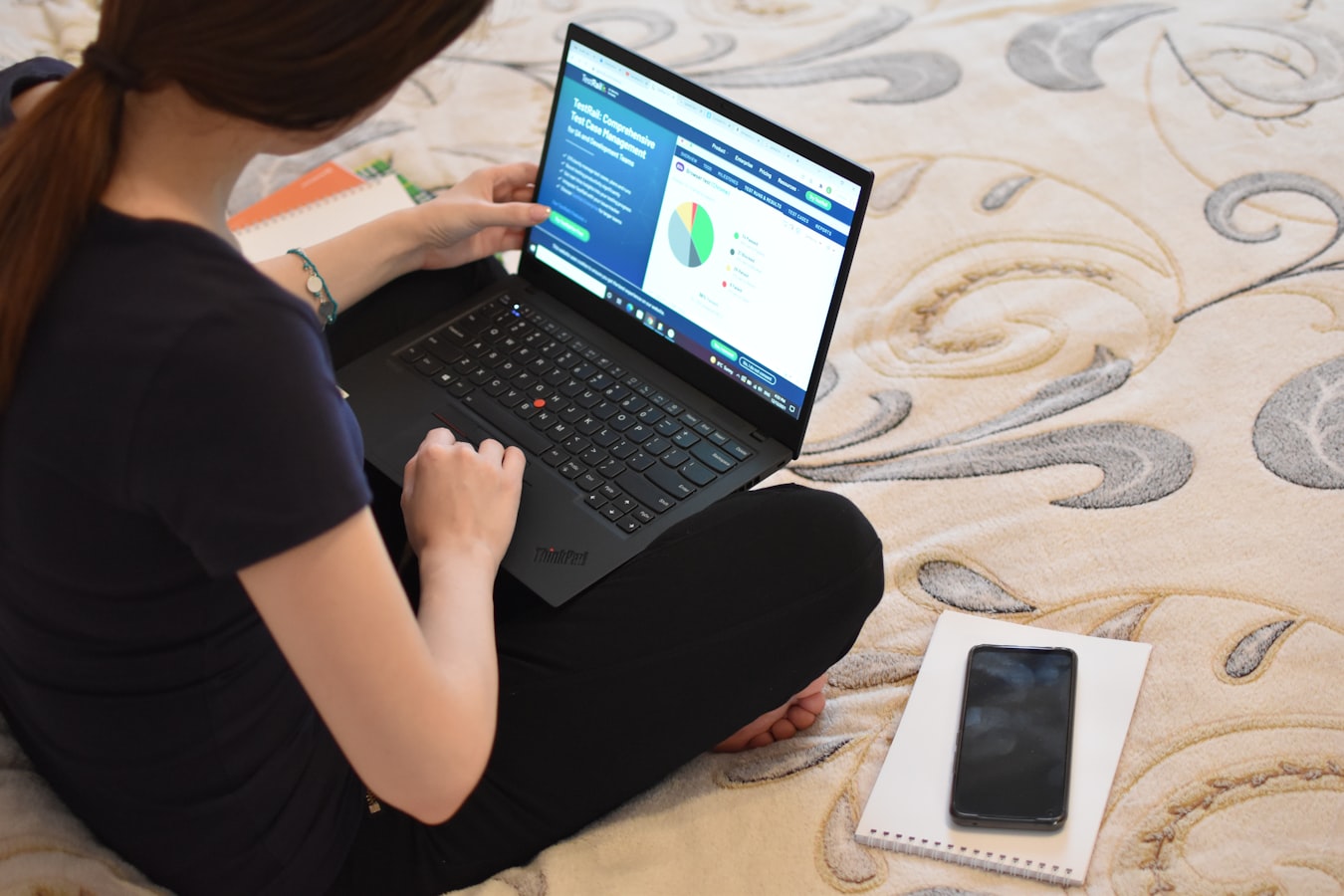 Coursera مقابل Udemy 2026: الفروقات الجوهرية ومتى تختار أي منهما