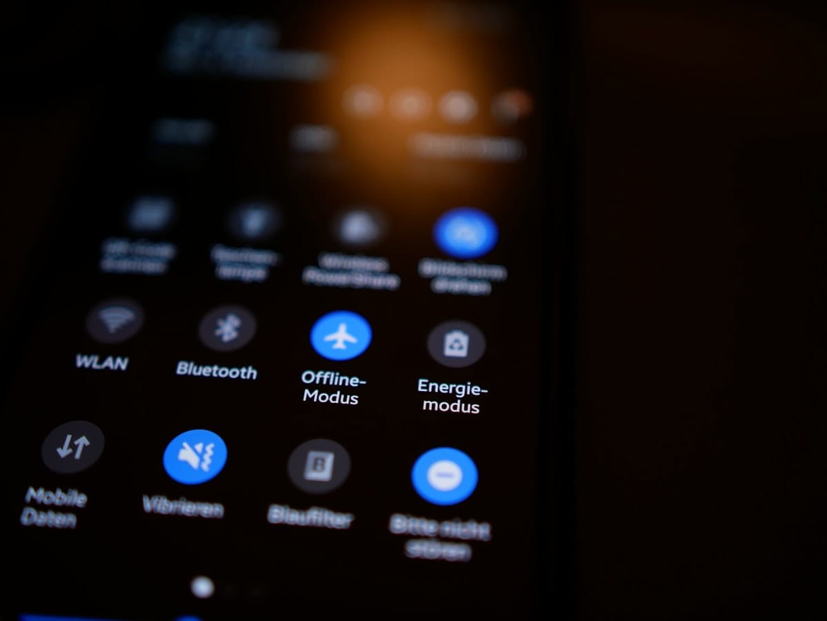 Phone settings screen showing data saver options for an eSIM
