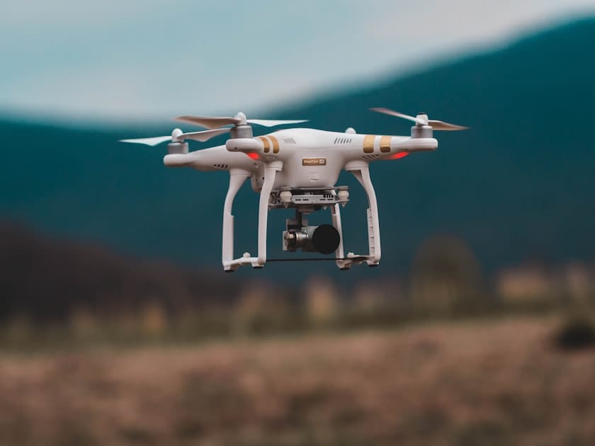 DJI Mavic 4 Pro 2026: هل كاميرا 6K تستحق السعر للمصور المحترف؟