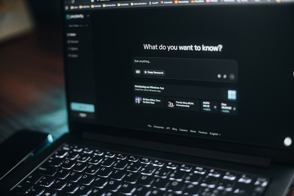 Semrush One 2026: تتبع ظهورك في Google + ChatGPT + Gemini