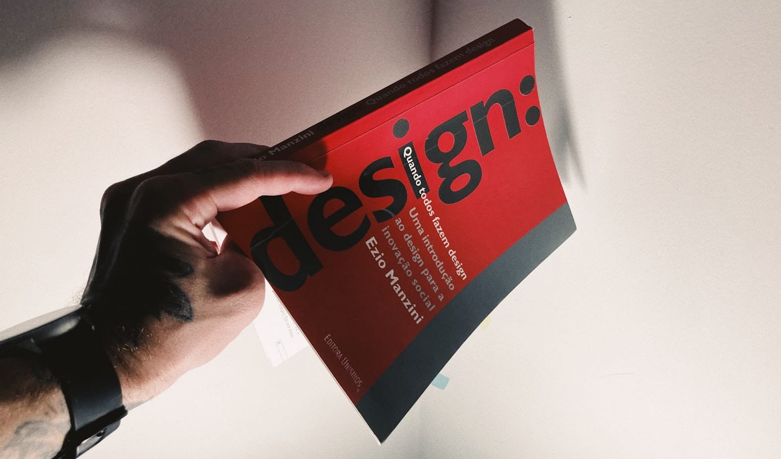 How to Build a Freelance Portfolio with AI (2026): A Practical Guide for Writers and Designers