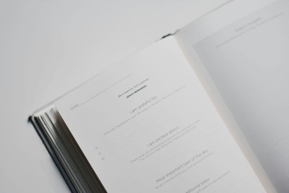 صورة تعبيرية عن تلخيص ملفات PDF بالعربي واستخراج أهم النقاط