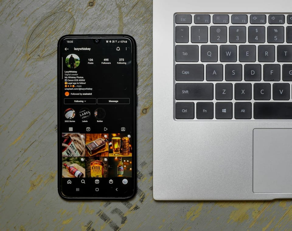 صورة تعبيرية عن بايو انستا انجليزي مزخرف